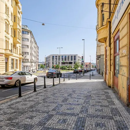 Blueground Holesovice View Nr Vltava Prg-60 Appartamento Praga